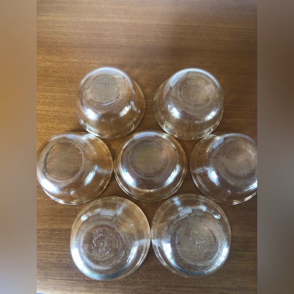 Set of 7 Corning Pyrex Fireside #463 Amber Custard Cups 6 OZ Scallop Edge 175ML - Picture 10 of 12